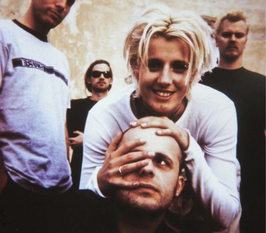 Not an addict (K&rsquo;s choice)&nbsp;(1995)