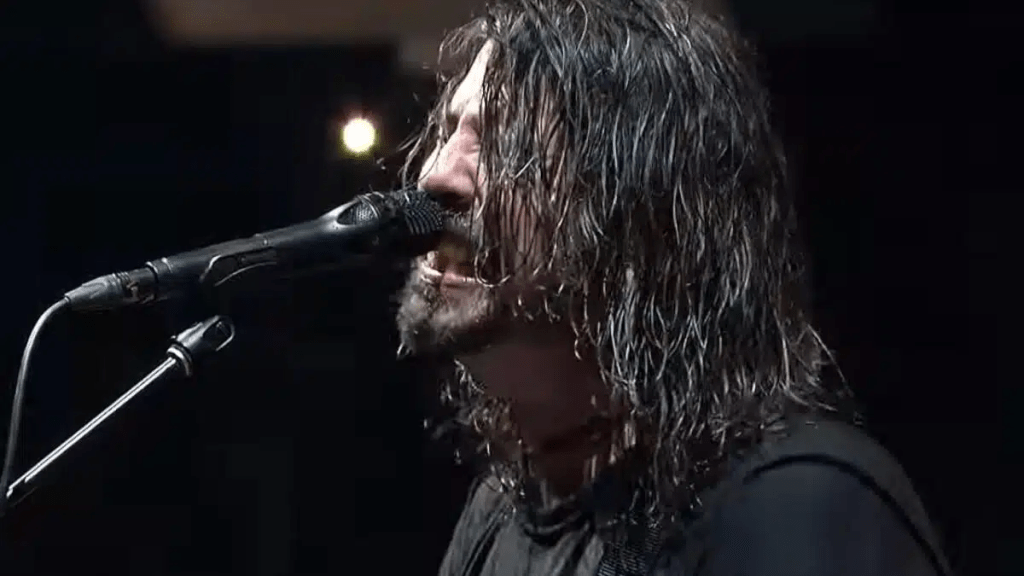 Les Foo Fighters sont remontés sur scène pour la première fois depuis un an, lors d’un concert improvisé de dernière&nbsp;minute